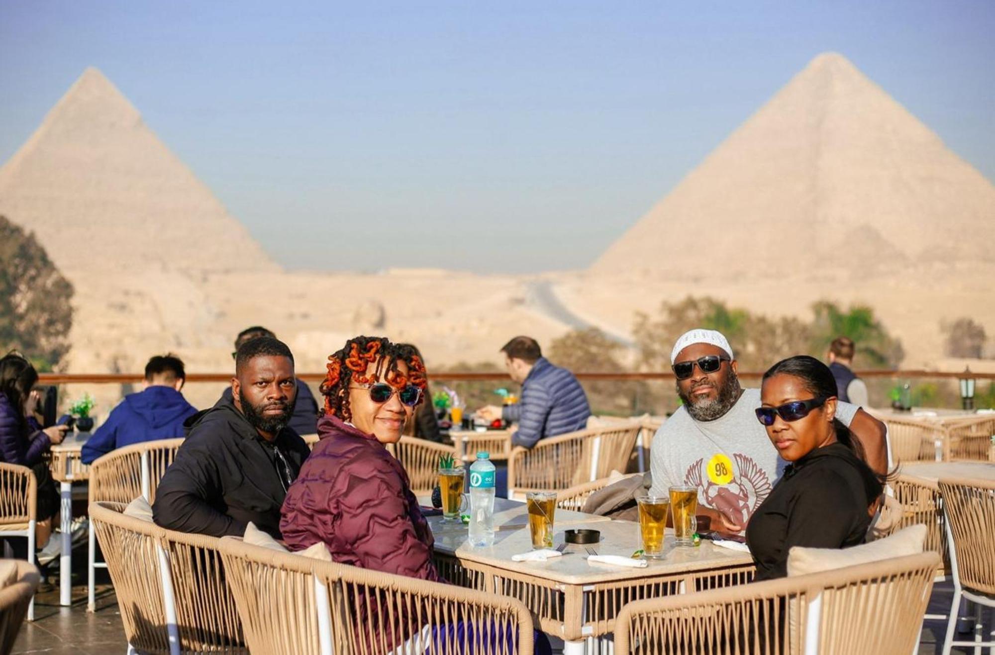 Kafret el-Gabal Tree Lounge Pyramids View Inn , Sphinx Giza מראה חיצוני תמונה