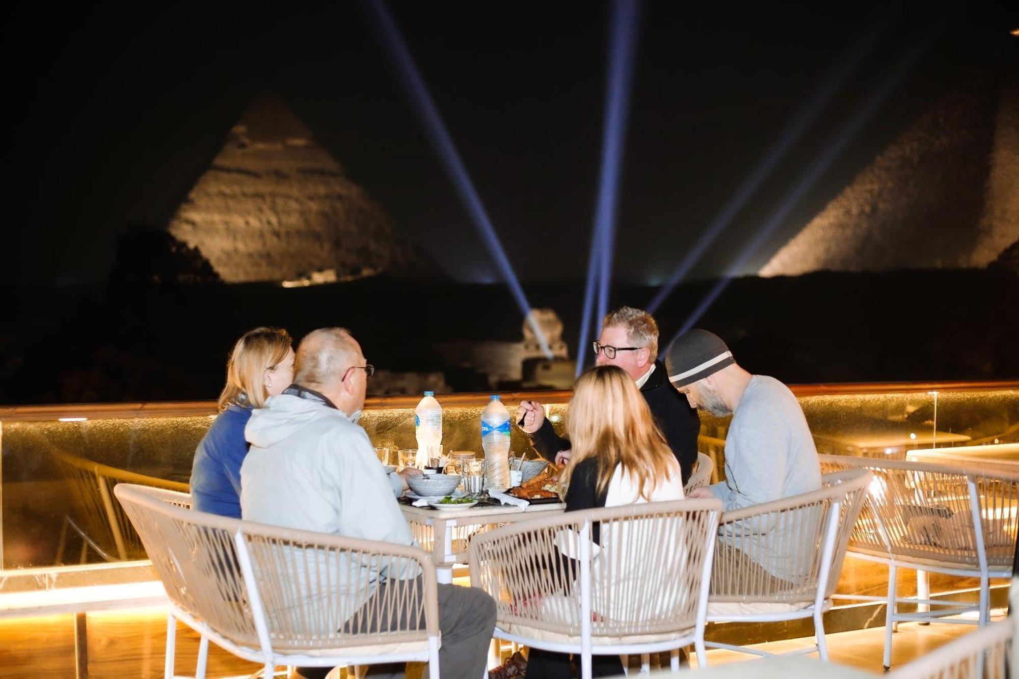 Kafret el-Gabal Tree Lounge Pyramids View Inn , Sphinx Giza מראה חיצוני תמונה