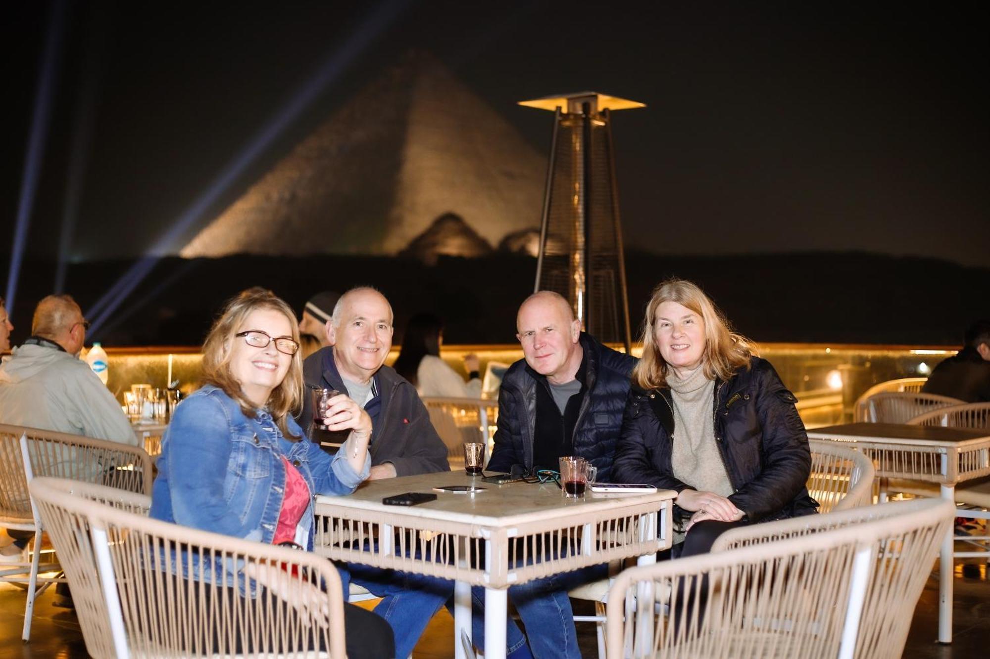 Kafret el-Gabal Tree Lounge Pyramids View Inn , Sphinx Giza מראה חיצוני תמונה