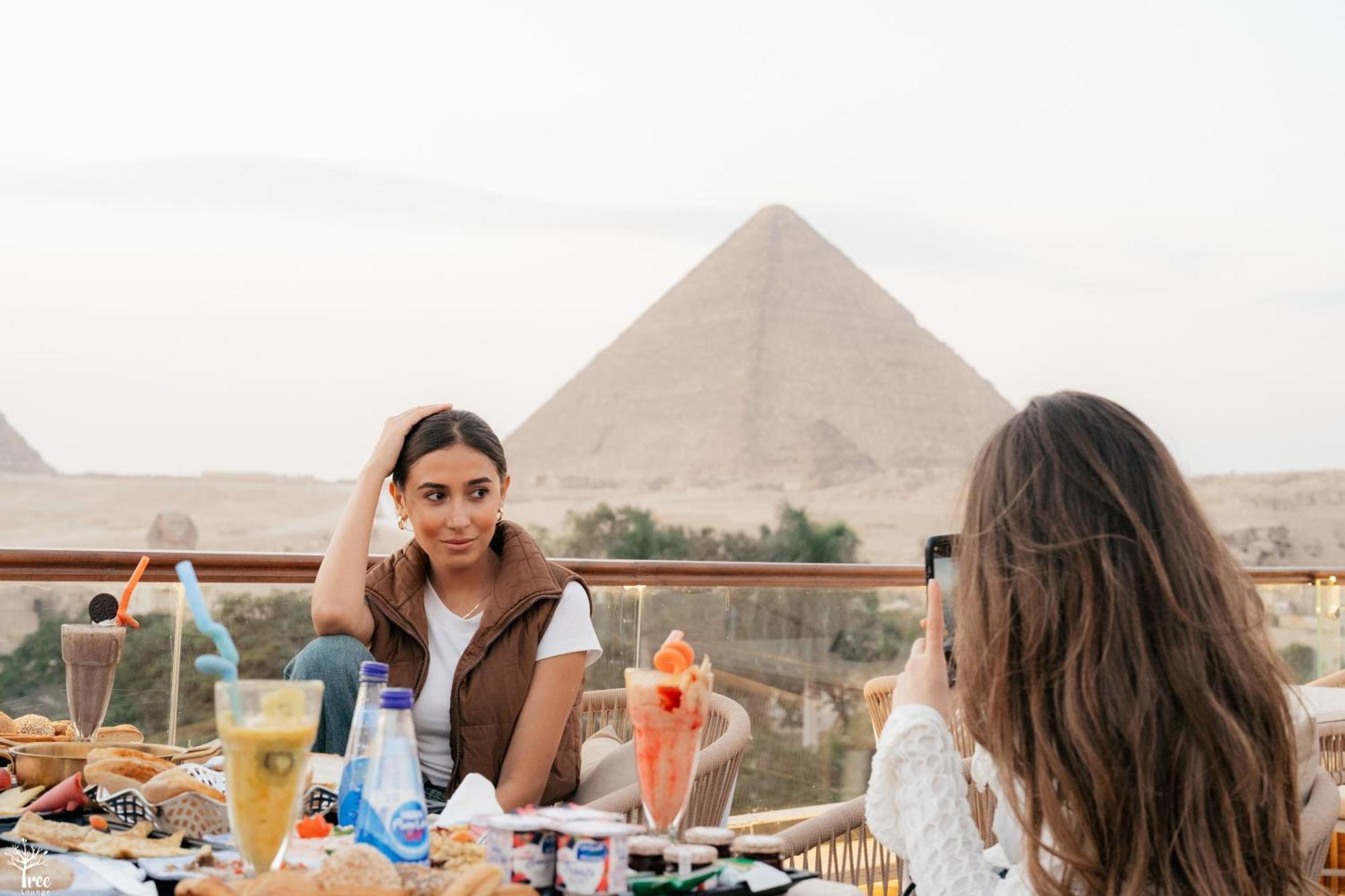 Kafret el-Gabal Tree Lounge Pyramids View Inn , Sphinx Giza מראה חיצוני תמונה